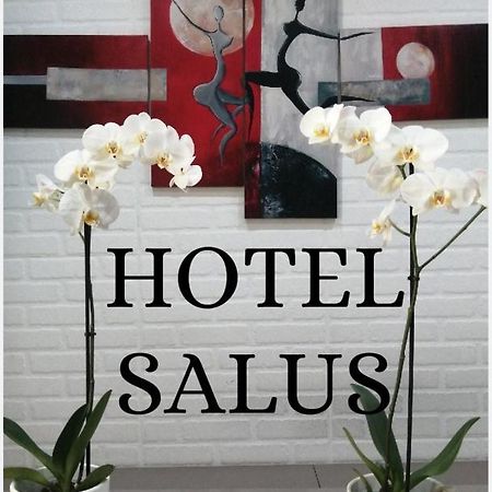 Hotel Salus Mediolan Zewnętrze zdjęcie
